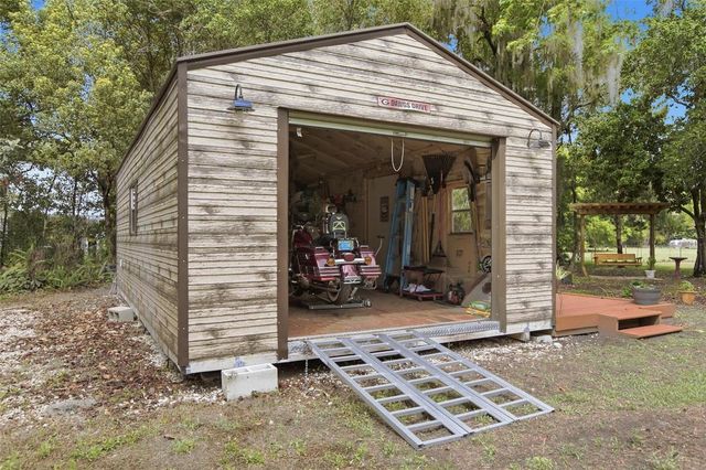 2200 N CLARA AVENUE, Deland, FL 32720