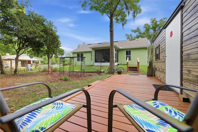 2200 N CLARA AVENUE, Deland, FL 32720