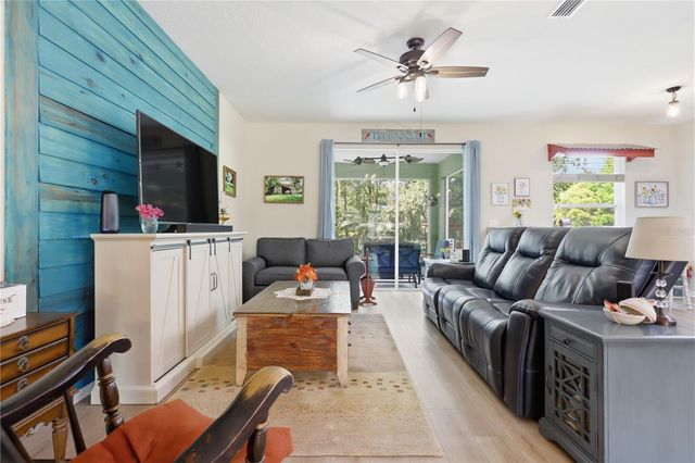 2200 N CLARA AVENUE, Deland, FL 32720