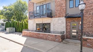 210 Mulberry Street, Jeffersonville, IN 47130