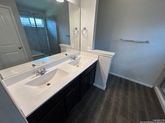 2293 Olive Hill Dr, New Braunfels, TX 78130