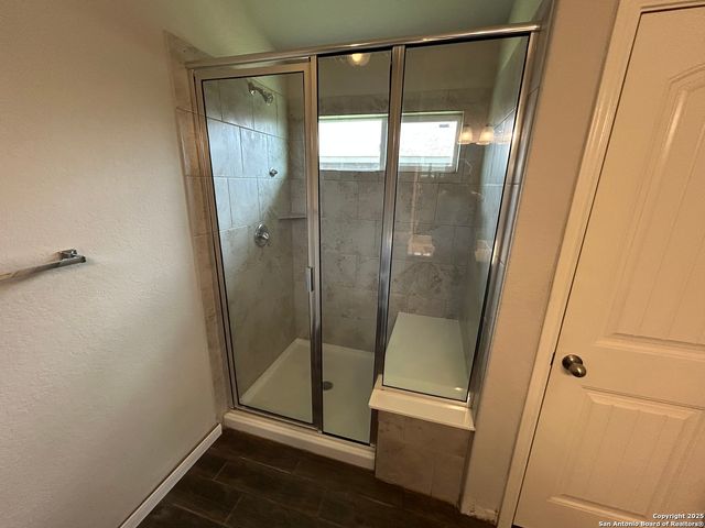 2293 Olive Hill Dr, New Braunfels, TX 78130