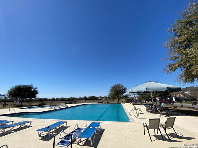 2293 Olive Hill Dr, New Braunfels, TX 78130