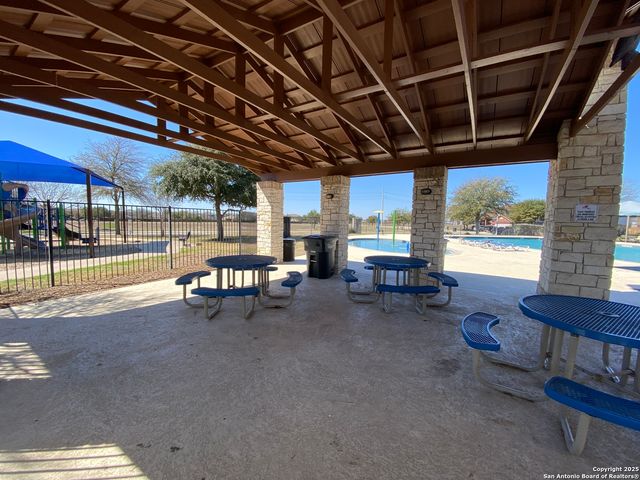 2293 Olive Hill Dr, New Braunfels, TX 78130