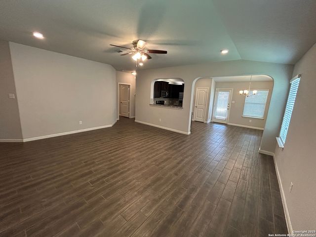 2293 Olive Hill Dr, New Braunfels, TX 78130