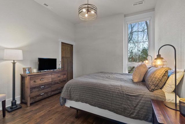 W5681 Ridge ROAD, Elkhorn, WI 53121