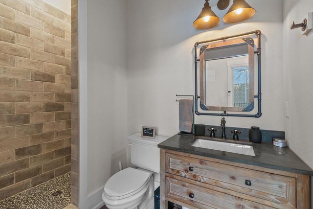 W5681 Ridge ROAD, Elkhorn, WI 53121