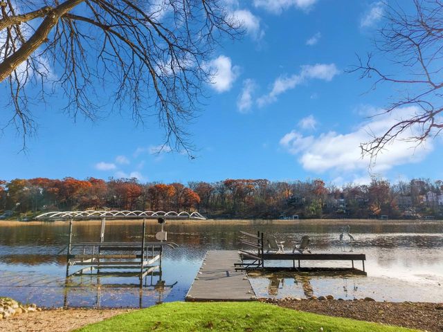 W5681 Ridge ROAD, Elkhorn, WI 53121