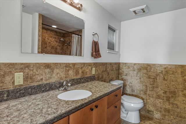 997 DRAKE ACRES Road, Quincy, FL 32351