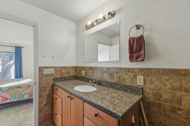 997 DRAKE ACRES Road, Quincy, FL 32351