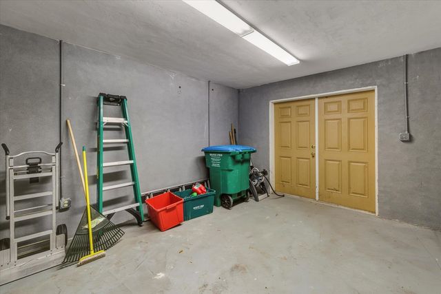 997 DRAKE ACRES Road, Quincy, FL 32351