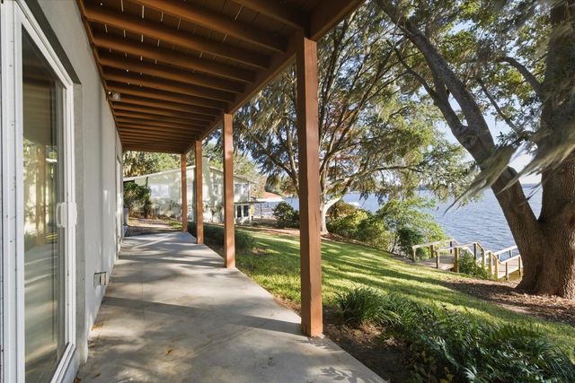 997 DRAKE ACRES Road, Quincy, FL 32351