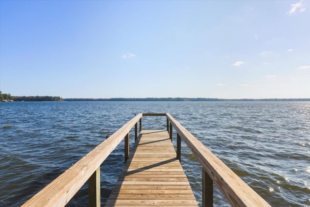 997 DRAKE ACRES Road, Quincy, FL 32351