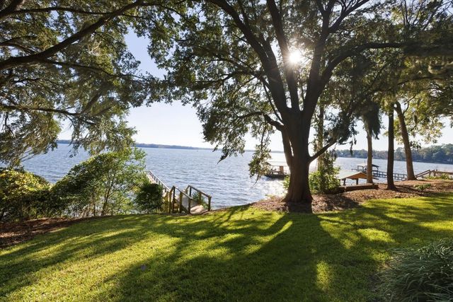 997 DRAKE ACRES Road, Quincy, FL 32351