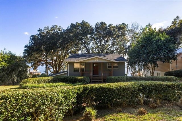 997 DRAKE ACRES Road, Quincy, FL 32351