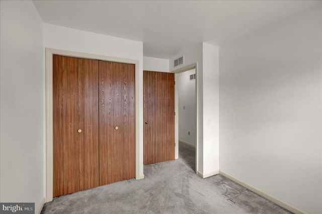 1111 HAMPDEN DR, Strasburg, PA 17579