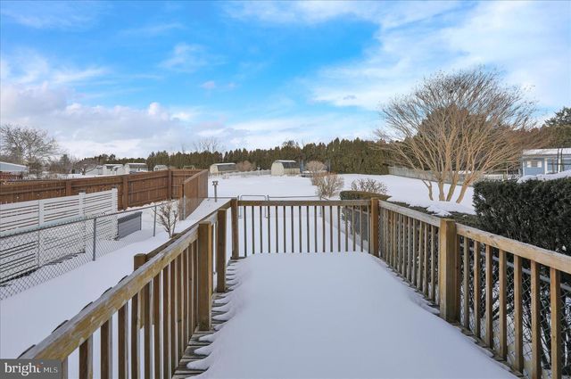 1111 HAMPDEN DR, Strasburg, PA 17579