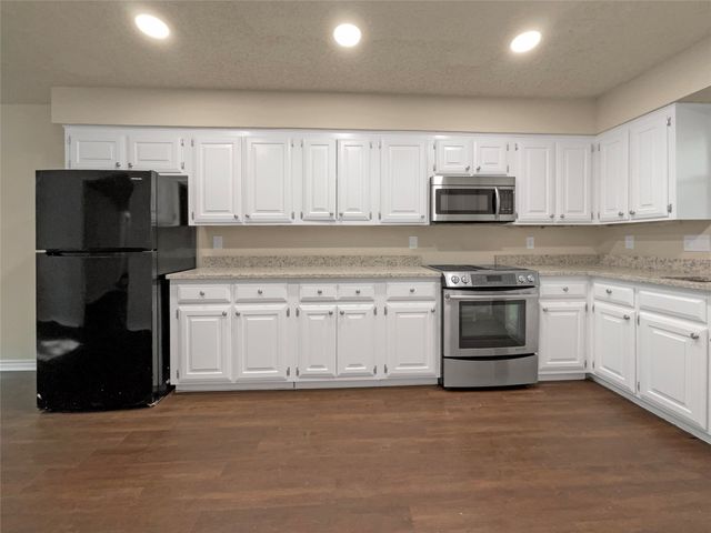 1408 Schukar Court, Irving, TX 75061