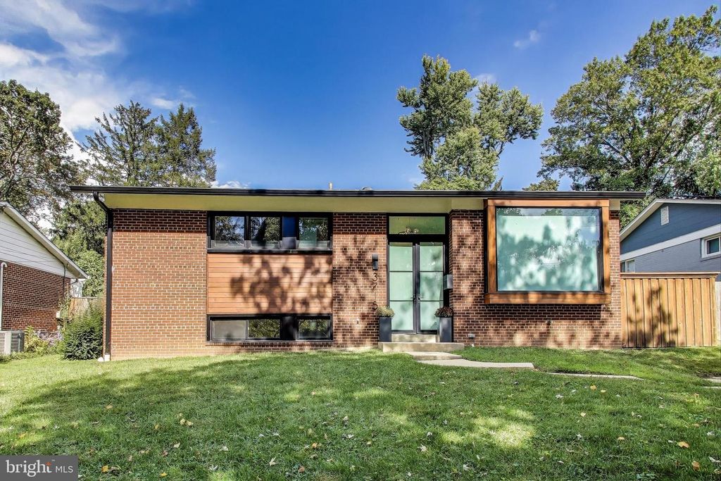 3715 ASTORIA RD, Kensington, MD 20895