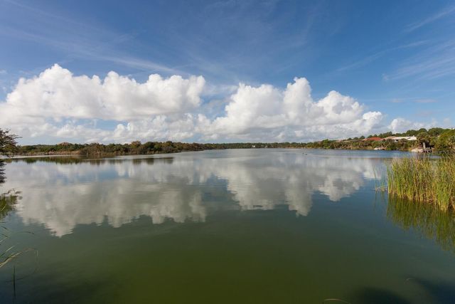 77 HERON DRIVE, Palm Coast, FL 32137