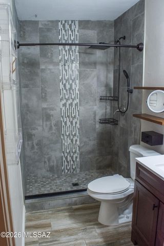 2610 E Cochise Vista, Tucson, AZ 85713