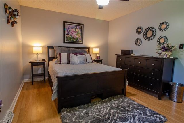 5736 Davis Road, Walkertown, NC 27051