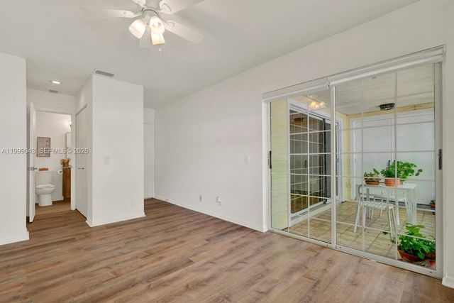 10441 Mahogany Key Circle 202, Miami, FL 33196