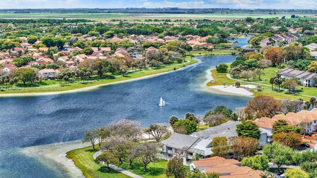 10441 Mahogany Key Circle 202, Miami, FL 33196