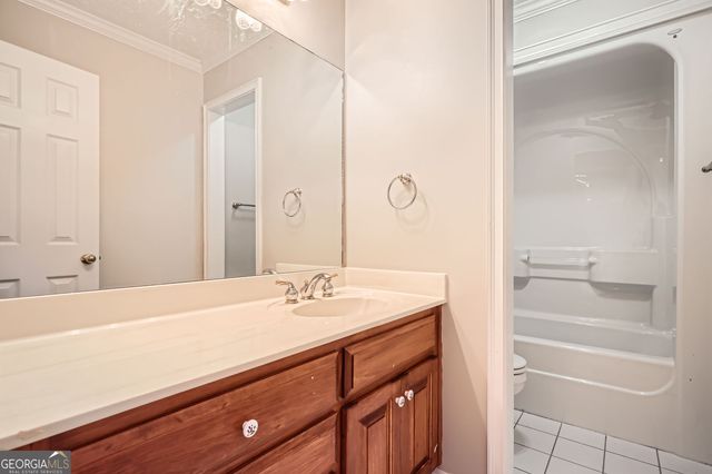 100 Hamilton Glen Court, Fayetteville, GA 30215