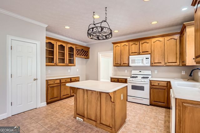 100 Hamilton Glen Court, Fayetteville, GA 30215