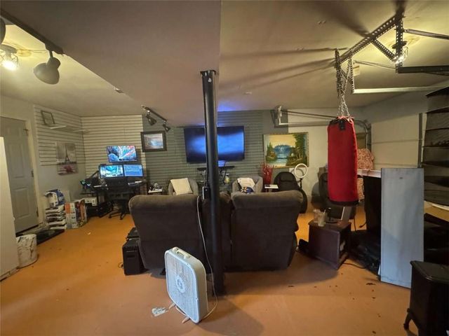 3695 Winterberry Lane, Snellville, GA 30039