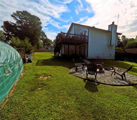 3695 Winterberry Lane, Snellville, GA 30039