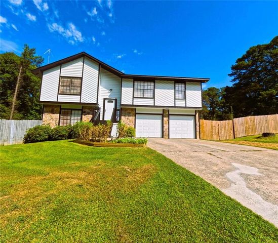 3695 Winterberry Lane, Snellville, GA 30039