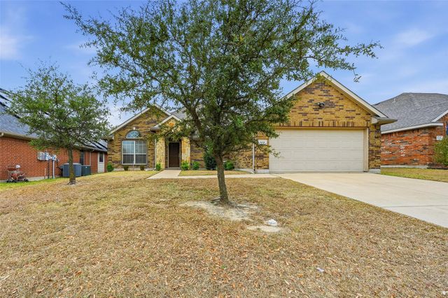 636 Martin Drive, Desoto, TX 75115