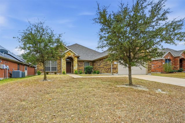 636 Martin Drive, Desoto, TX 75115