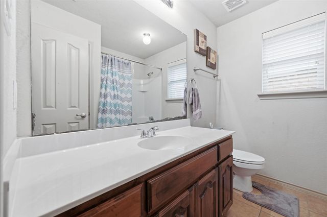 636 Martin Drive, Desoto, TX 75115