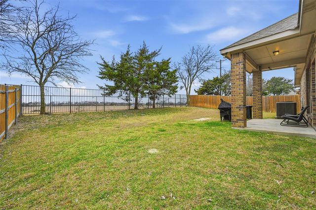 636 Martin Drive, Desoto, TX 75115