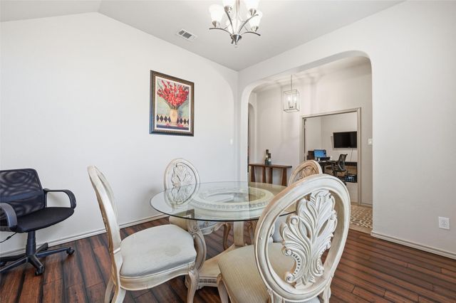 636 Martin Drive, Desoto, TX 75115