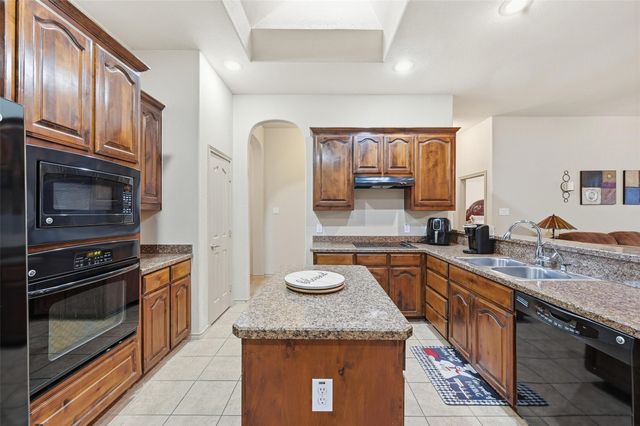 636 Martin Drive, Desoto, TX 75115