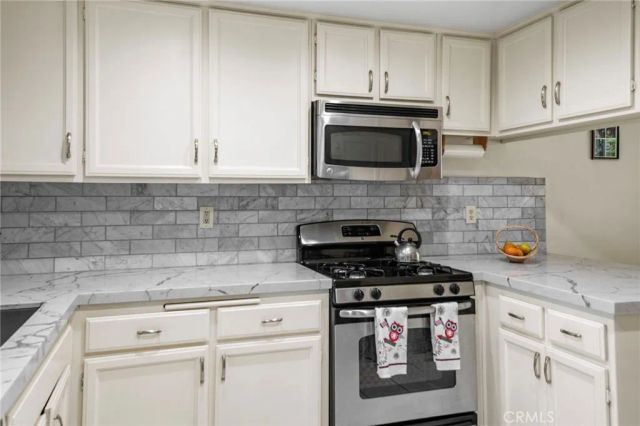 22006 Summit Hill Drive, Lake Forest, CA 92630