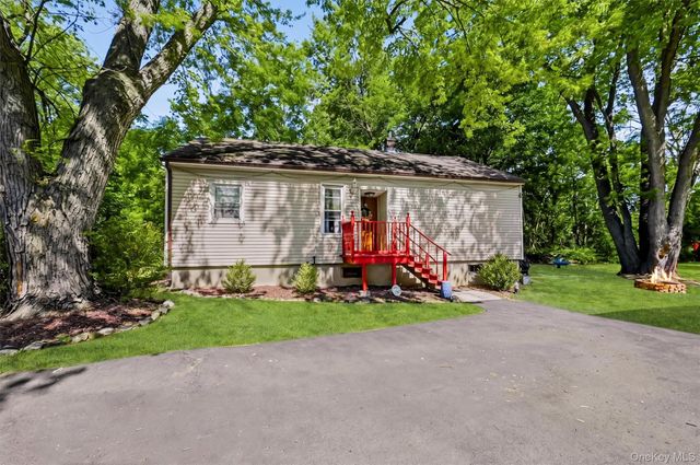 19 Hulse Avenue, Middletown, NY 10940