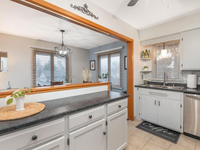 6936 Nicollet Avenue S 4, Richfield, MN 55423