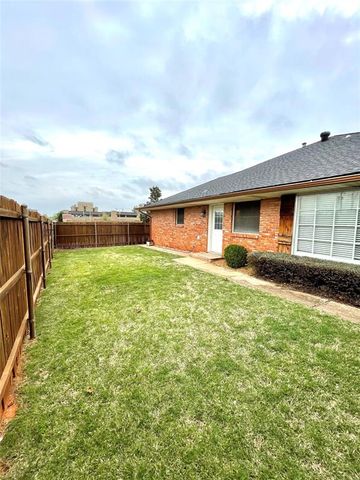 1100 Fenwick Place, Nichols Hills, OK 73116