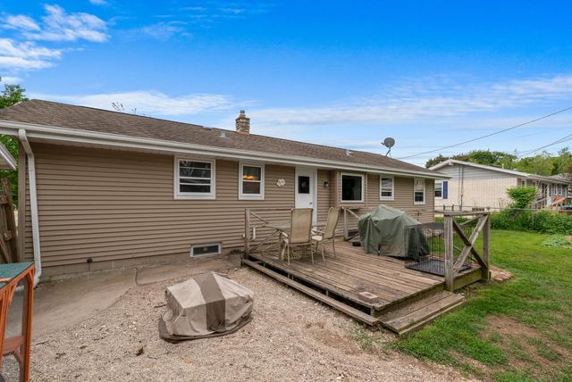 248 E Norport DRIVE, Port Washington, WI 53074