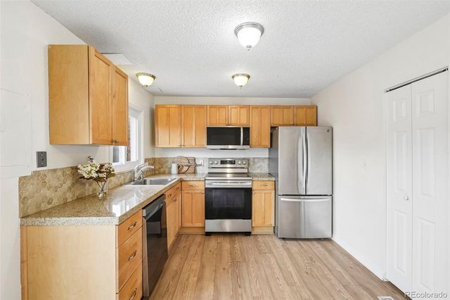 5835 S Lowell Boulevard, Littleton, CO 80123