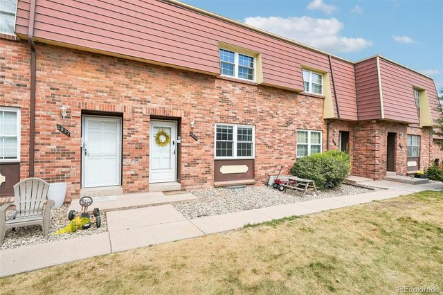 5835 S Lowell Boulevard, Littleton, CO 80123