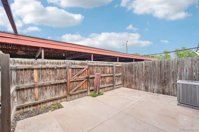 5835 S Lowell Boulevard, Littleton, CO 80123