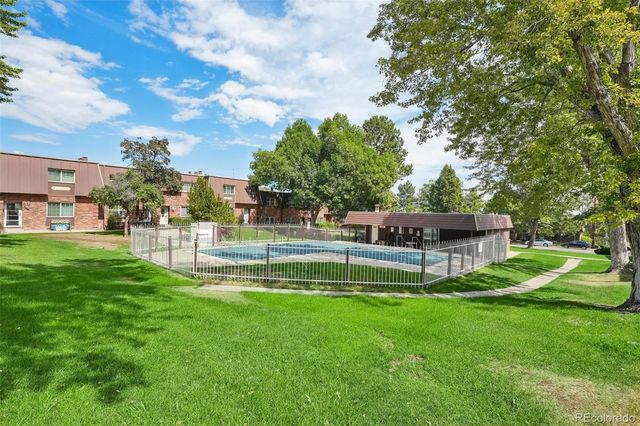 5835 S Lowell Boulevard, Littleton, CO 80123