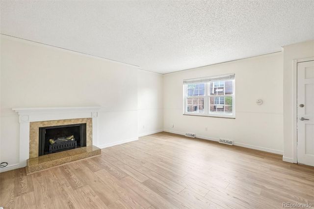 5835 S Lowell Boulevard, Littleton, CO 80123