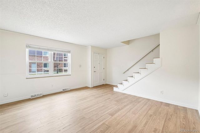 5835 S Lowell Boulevard, Littleton, CO 80123